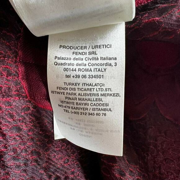 FENDI Red Crew Neck Button-Up Top, Small/US4/IT40 SRP: $830 - Picture 10 of 10